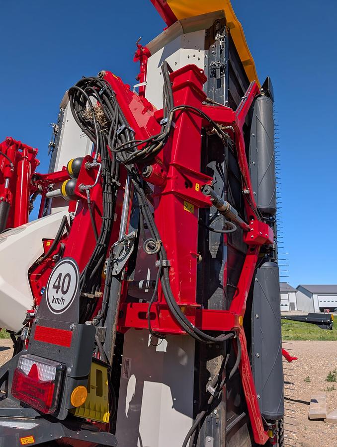 2025 Pottinger Mergento VT 9220