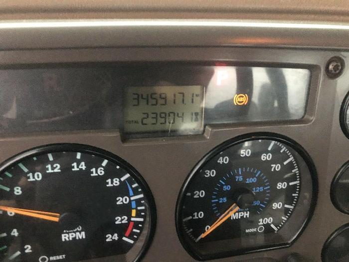 Used 2007 Mack CV713