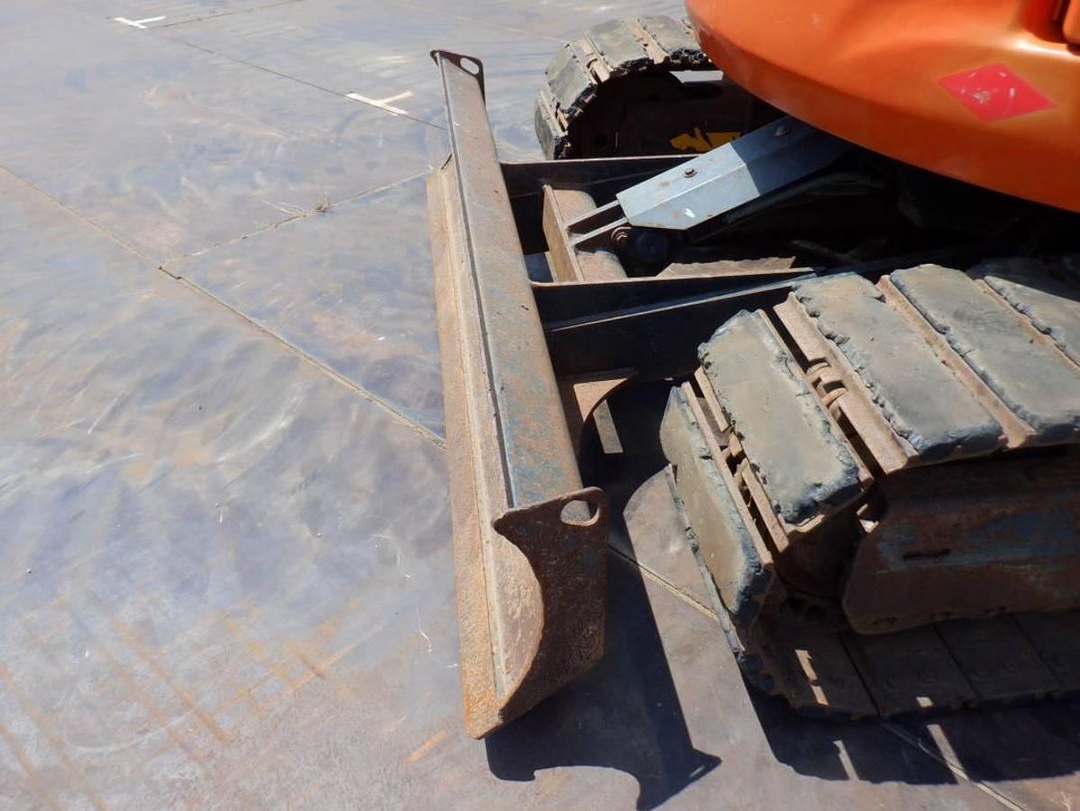 Used 2015 HITACHI  ZX75UR-5B