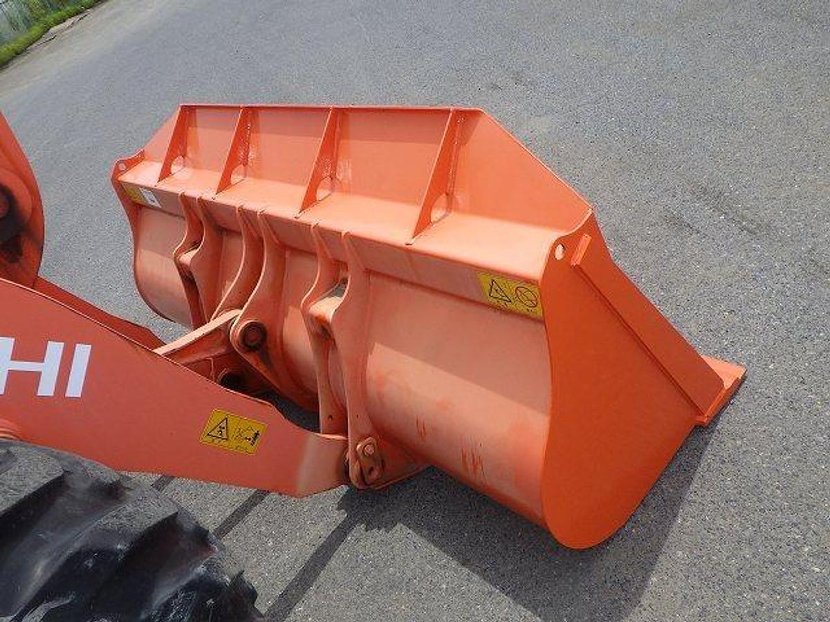 Used 2016 HITACHI ZW100-5B