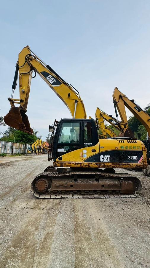 Used 2008 Cat 320D