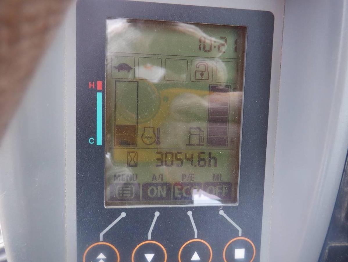 Used 2017 HITACHI  ZX55UR-5B