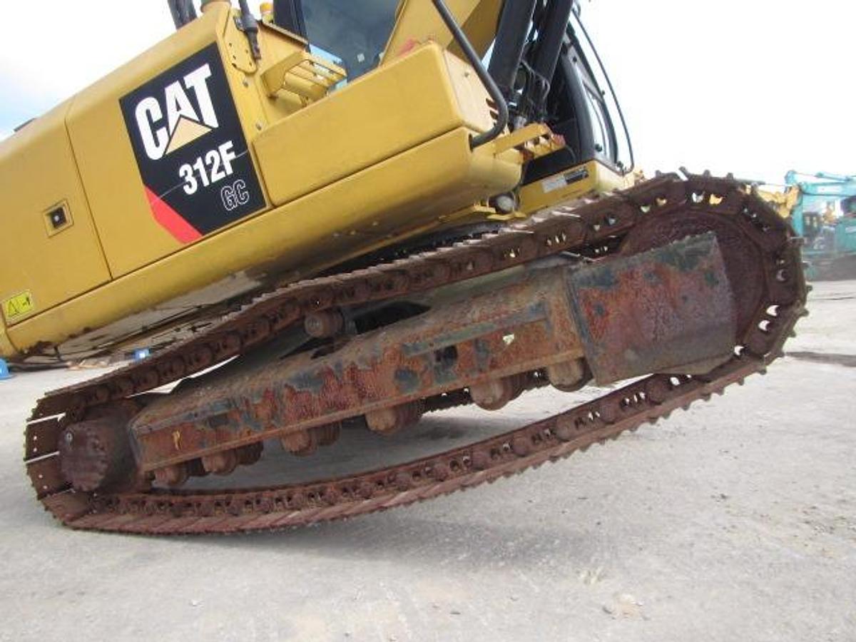 Used 2015 Cat 312FGC
