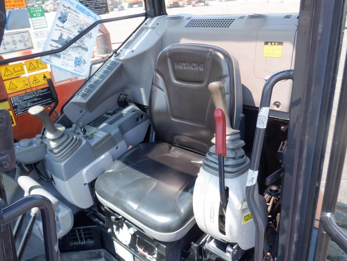 Used 2015 HITACHI  ZX75UR-5B