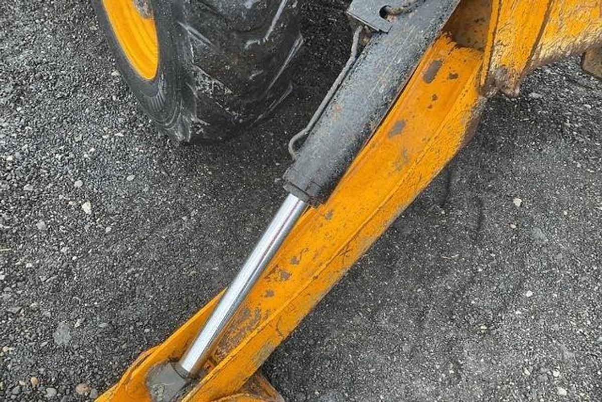 Used 2019 JCB 540-180
