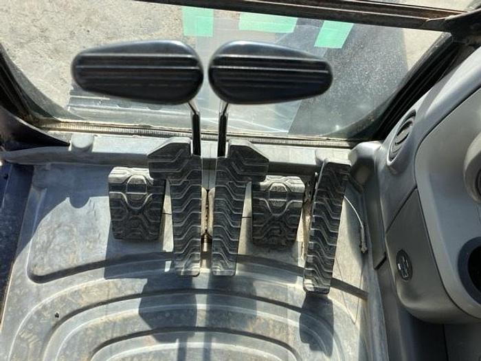 Used 2016 CAT 311FLRR