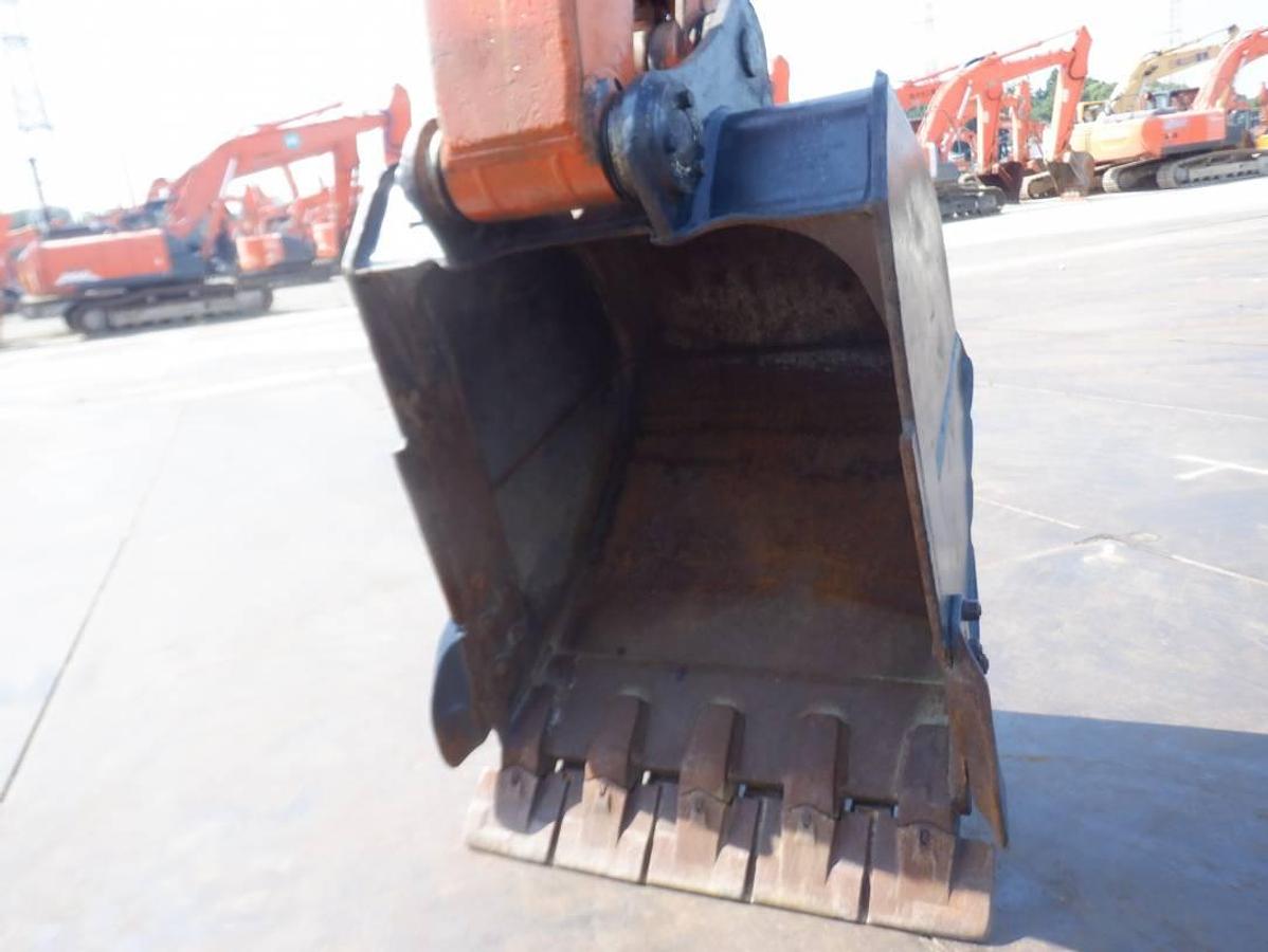 Used 2016 HITACHI  ZX135US-5B