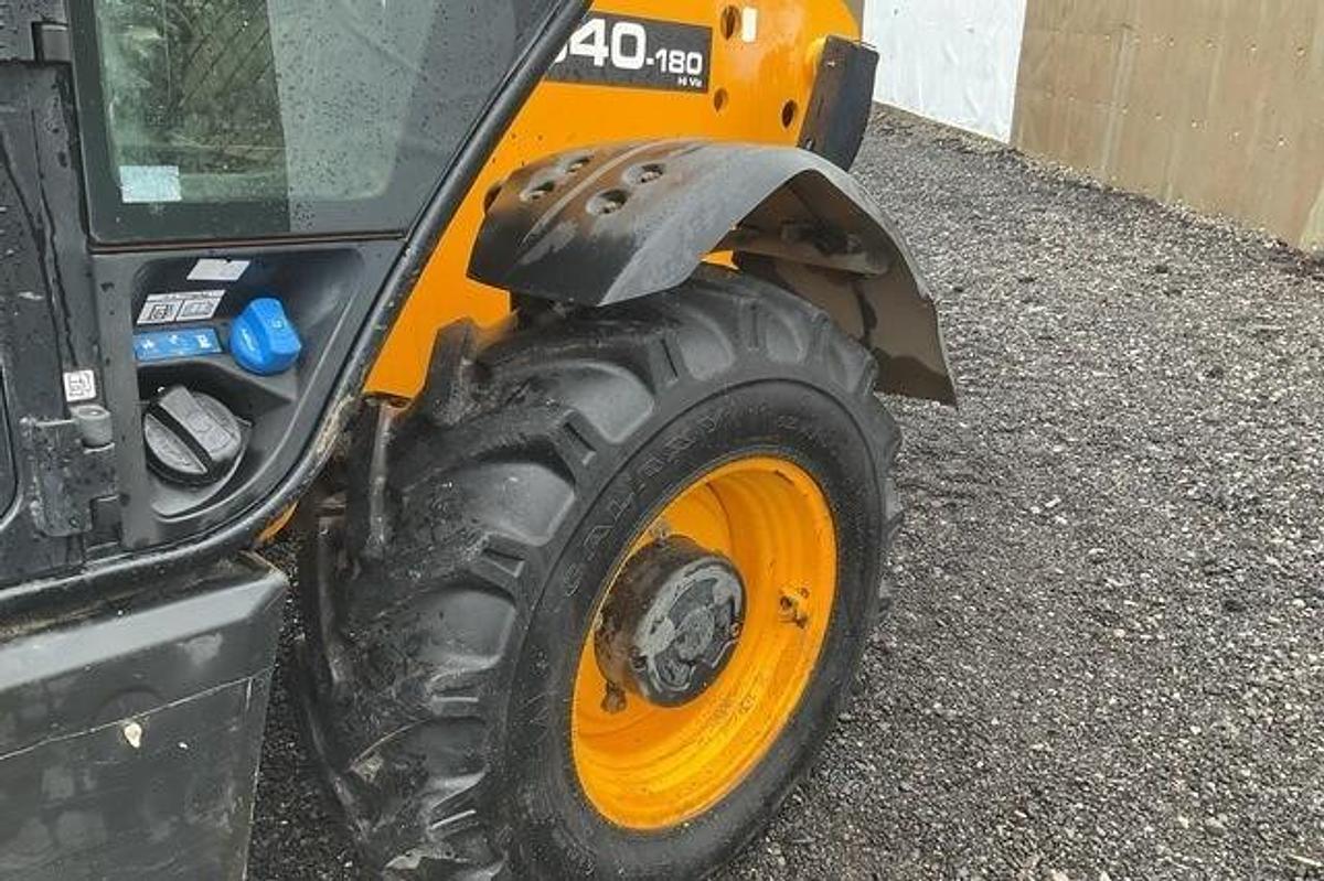 Used 2019 JCB 540-180