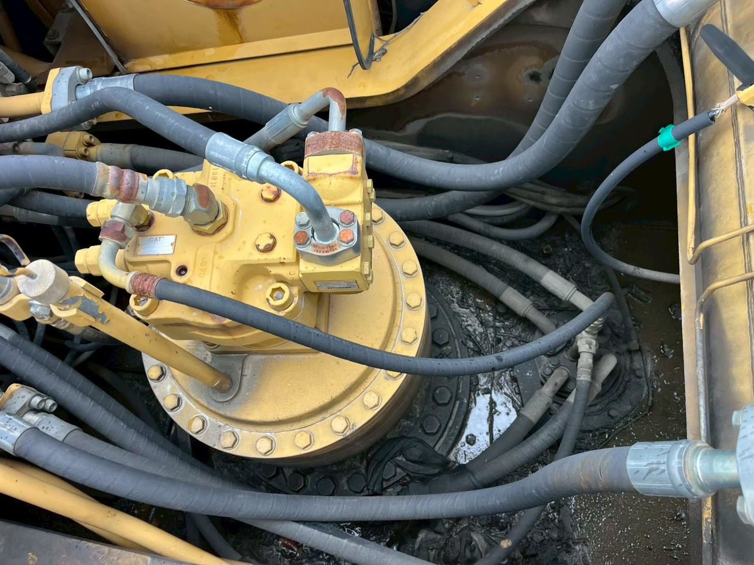 Used 2008 CAT 330D