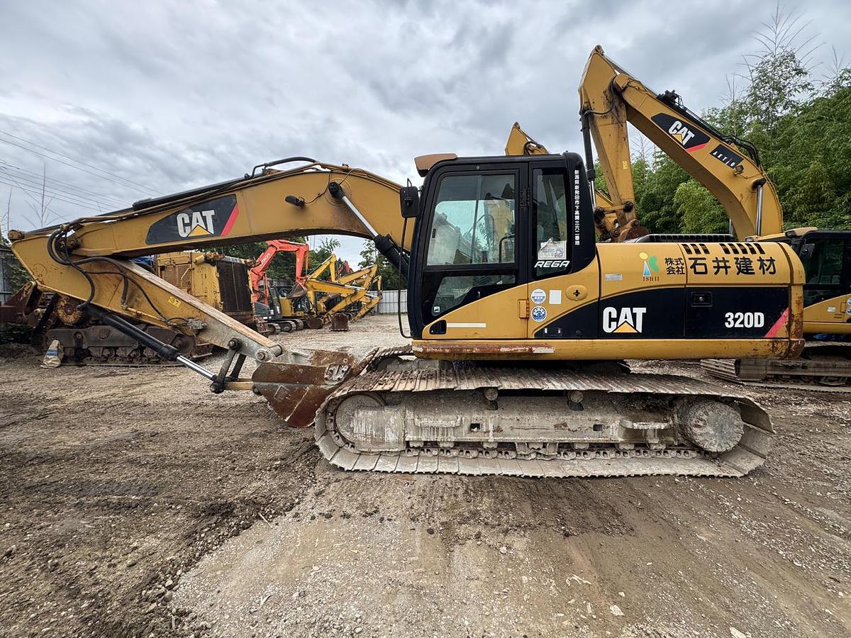 Used 2008 Cat 320D