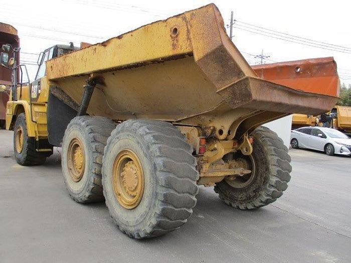 Used 2017 CAT 725C2
