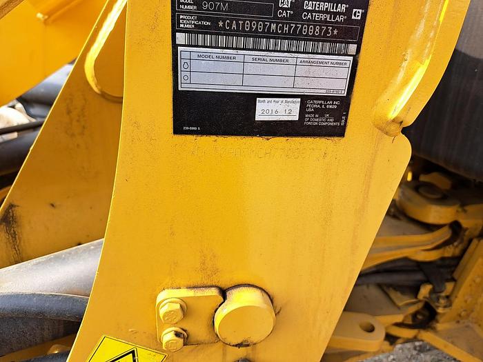 Used 2016 CAT 907M
