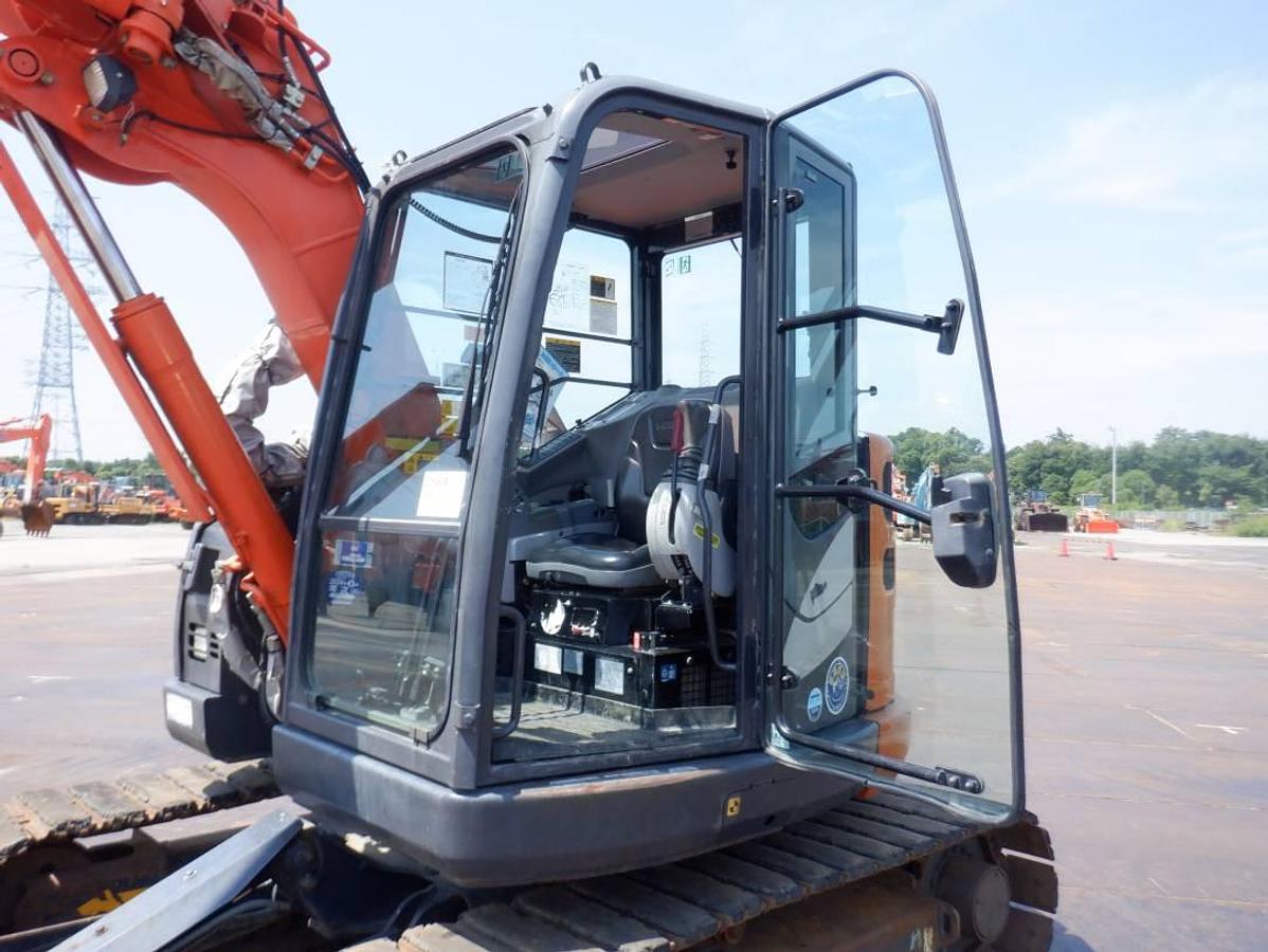 Used 2015 HITACHI  ZX75UR-5B