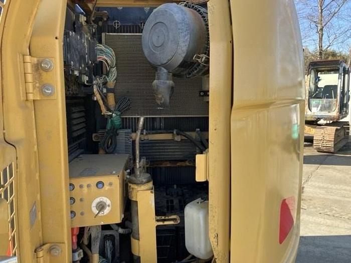 Used 2016 CAT 311FLRR