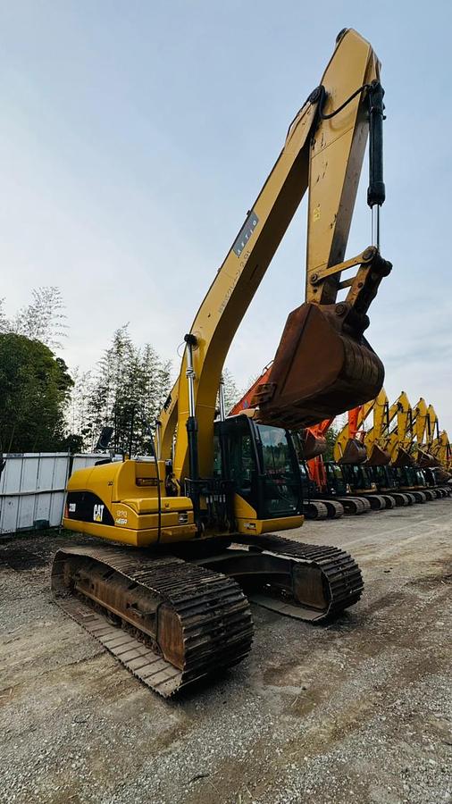 Used 2012 Cat 320D