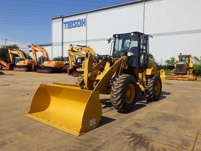 Used 2020 CAT 910-14A