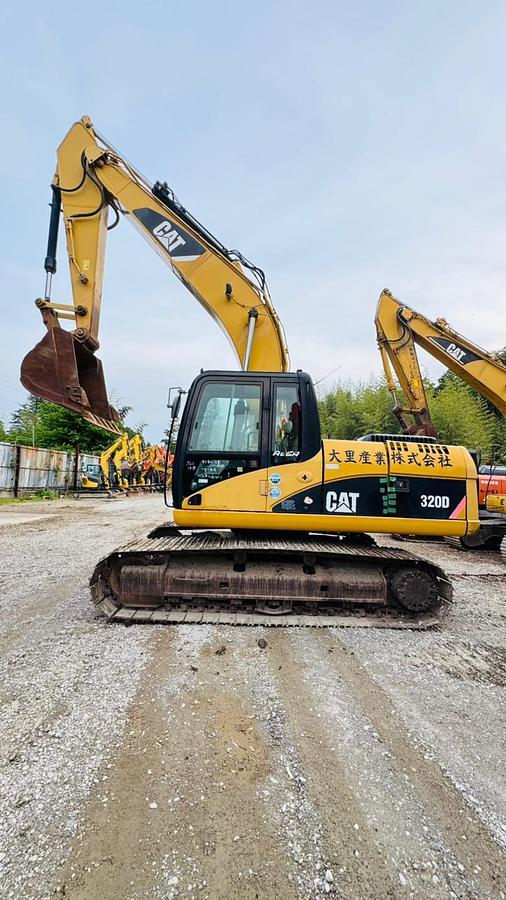 Used 2009 Cat 320D