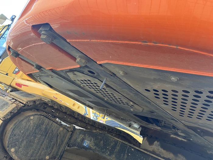 Used 2019 HITACHI ZX120-6