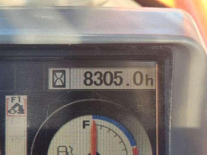 Used 2012 HITACHI ZX200-3