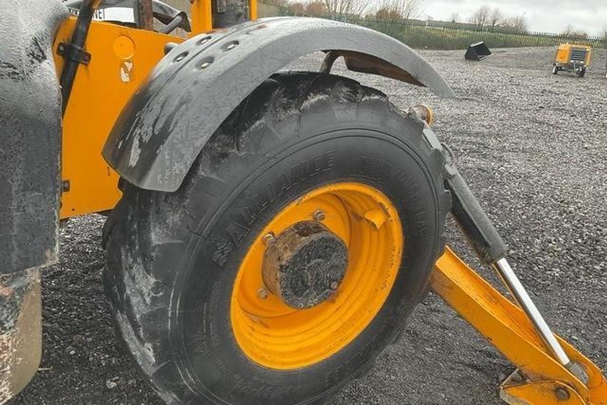 Used 2019 JCB 540-180