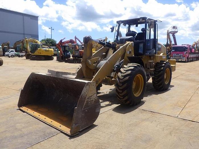 Used 2019 CAT 910M