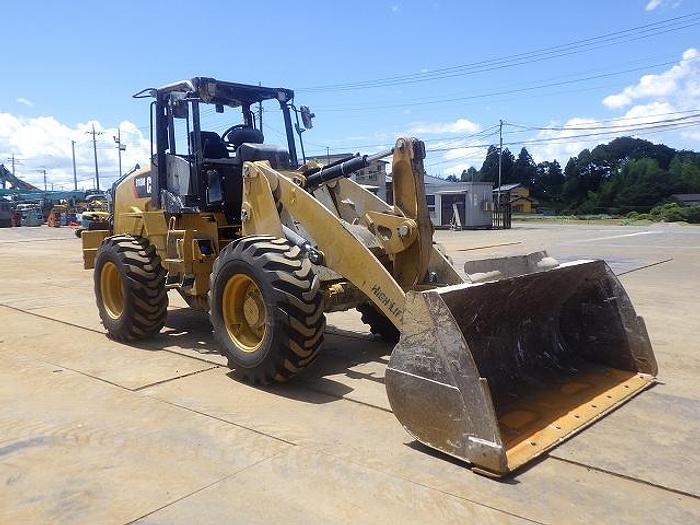 Used 2019 CAT 910M