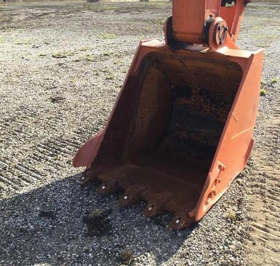 Used 2010 HITACHI ZX200-3