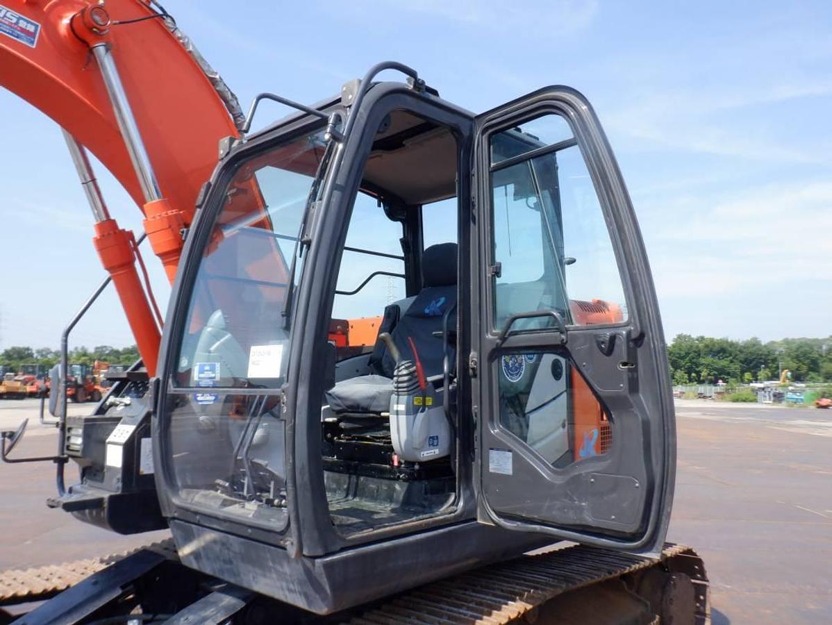 Used 2016 HITACHI  ZX135US-5B