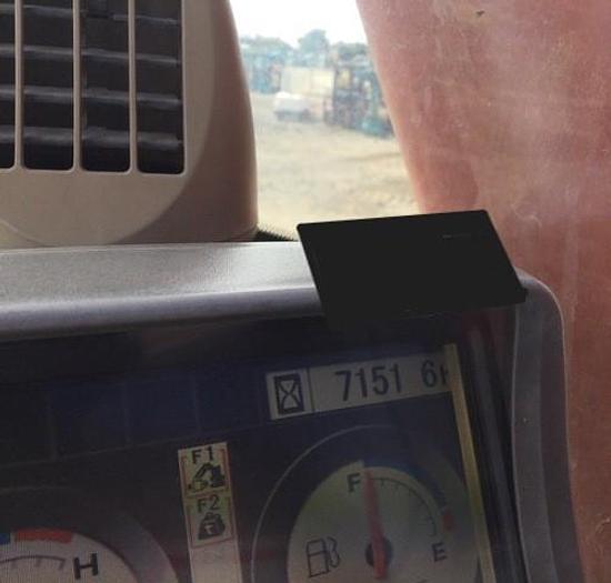 Used 2010 HITACHI ZX200-3