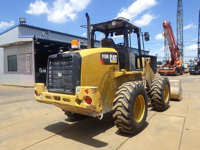 Used 2019 CAT 910M