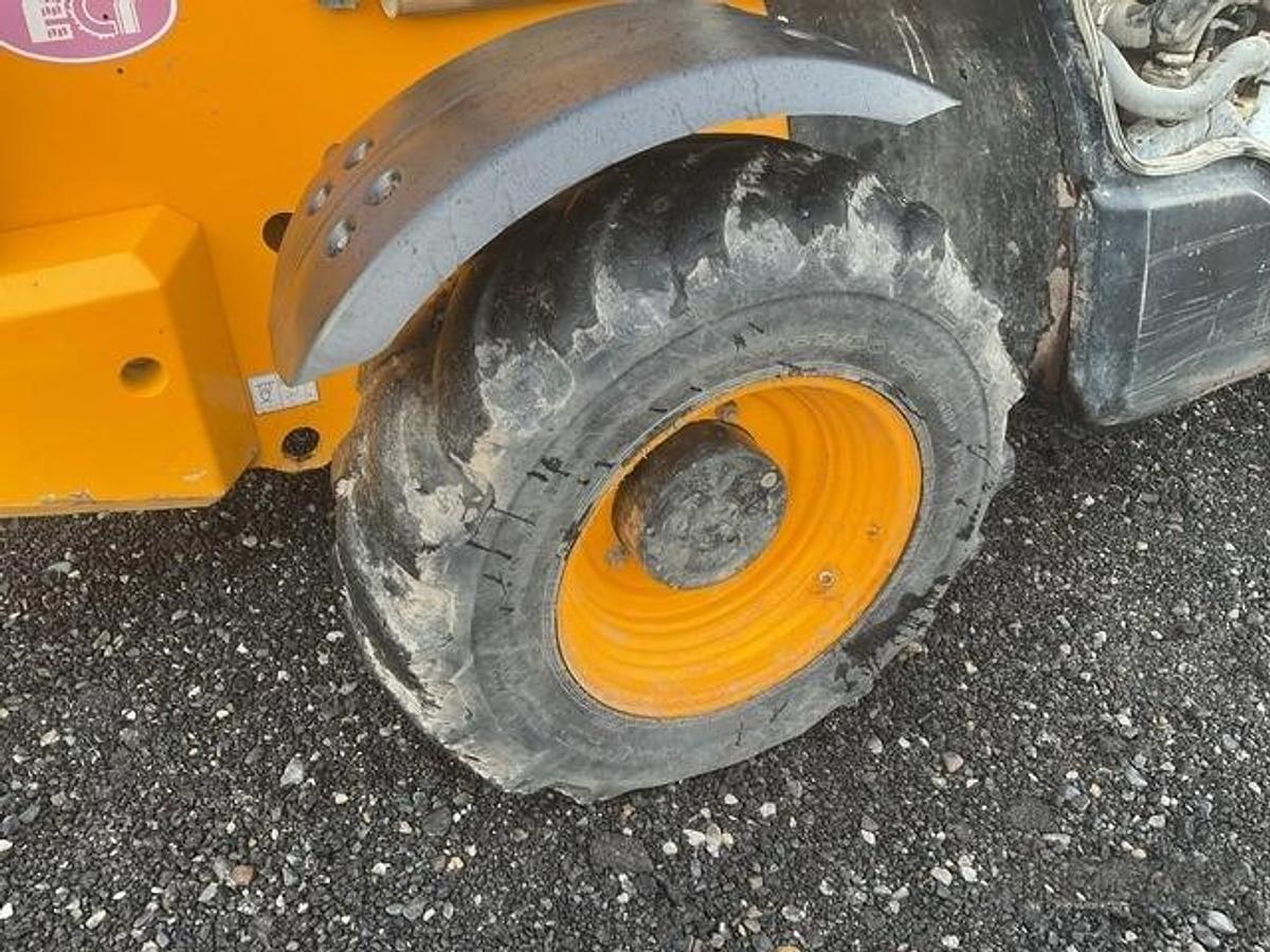 Used 2019 JCB 540-180