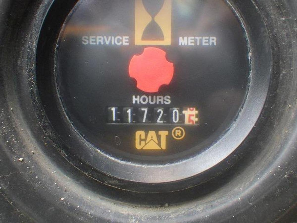 Used 2003 Cat 320CL