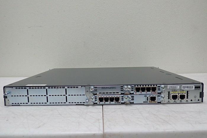 Used Cisco 2800 Series 2811 V01 Router w/ 17-6716-01 64MB Compact Flash Memory Card