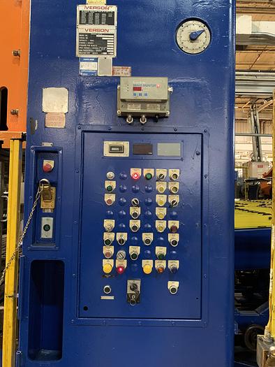 Used 500 ton Verson 180"x108" Blanking Press with Feedline