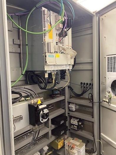 Utilisé Centre d’usinage vertical Feeler FV-600