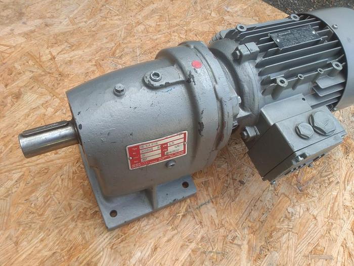 Getriebemotor HG 1LA 91S6, Watt, 24 U/Min, 0,75 KW, neuwertig