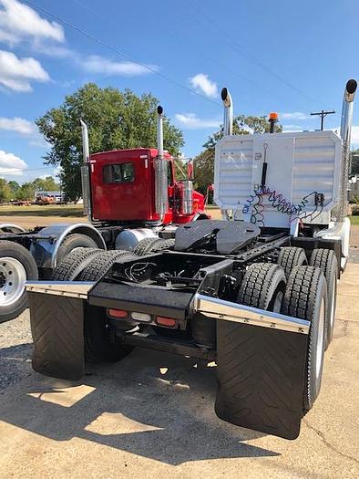 Used 2009 Kenworth W900L