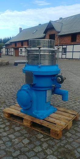Used Wirówka wertykalna talerzowa do oddzielenia wody od tłuszczu, produkcji "WSK KRAKÓW / ALFA LAVAL"
