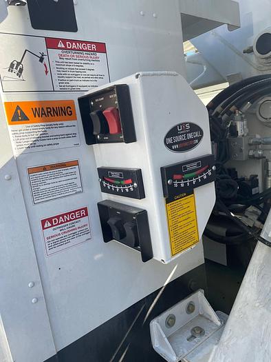 Used Terex Pro 60/70 75ft Bucket Boom on 2016 Forestry Chipper Dump Truck – MG8844