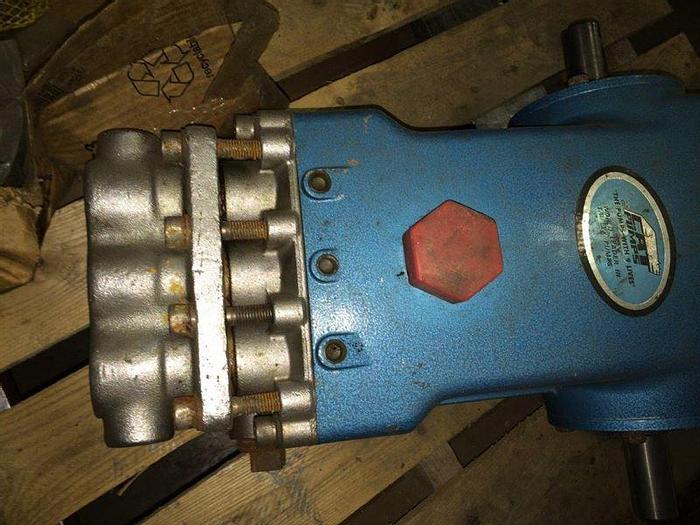 Used Cat 2530 Plunger Pump Triplex