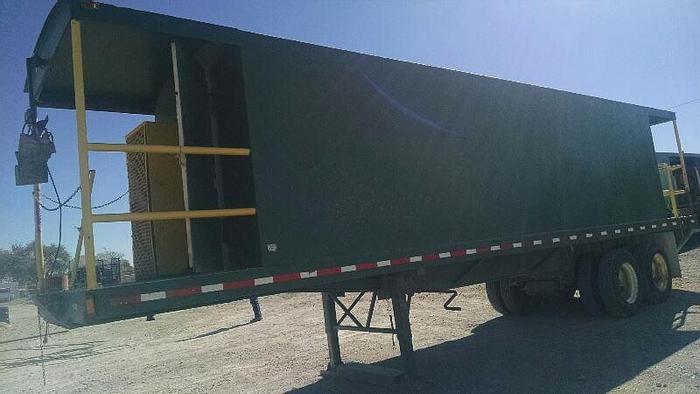 Used 0 Fruehauf Dog House Trailer