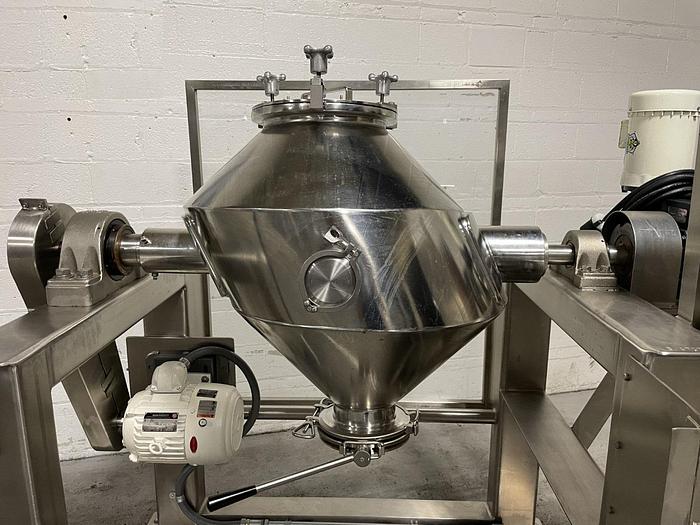 Used 3 CU. FT. GEMCO SLANT CONE BLENDER WITH INTENSIFIER BAR - S/S - 85 LBS/CU. FT.