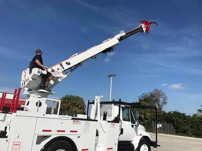 Used 2007 International 4300 Telelect 4045 Digger Derrick - C34114