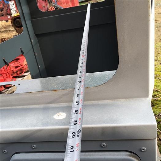 0 CCC CAB FOR CCC (CRANE CARRIER COMPANY) TRUCK - Pending Sale