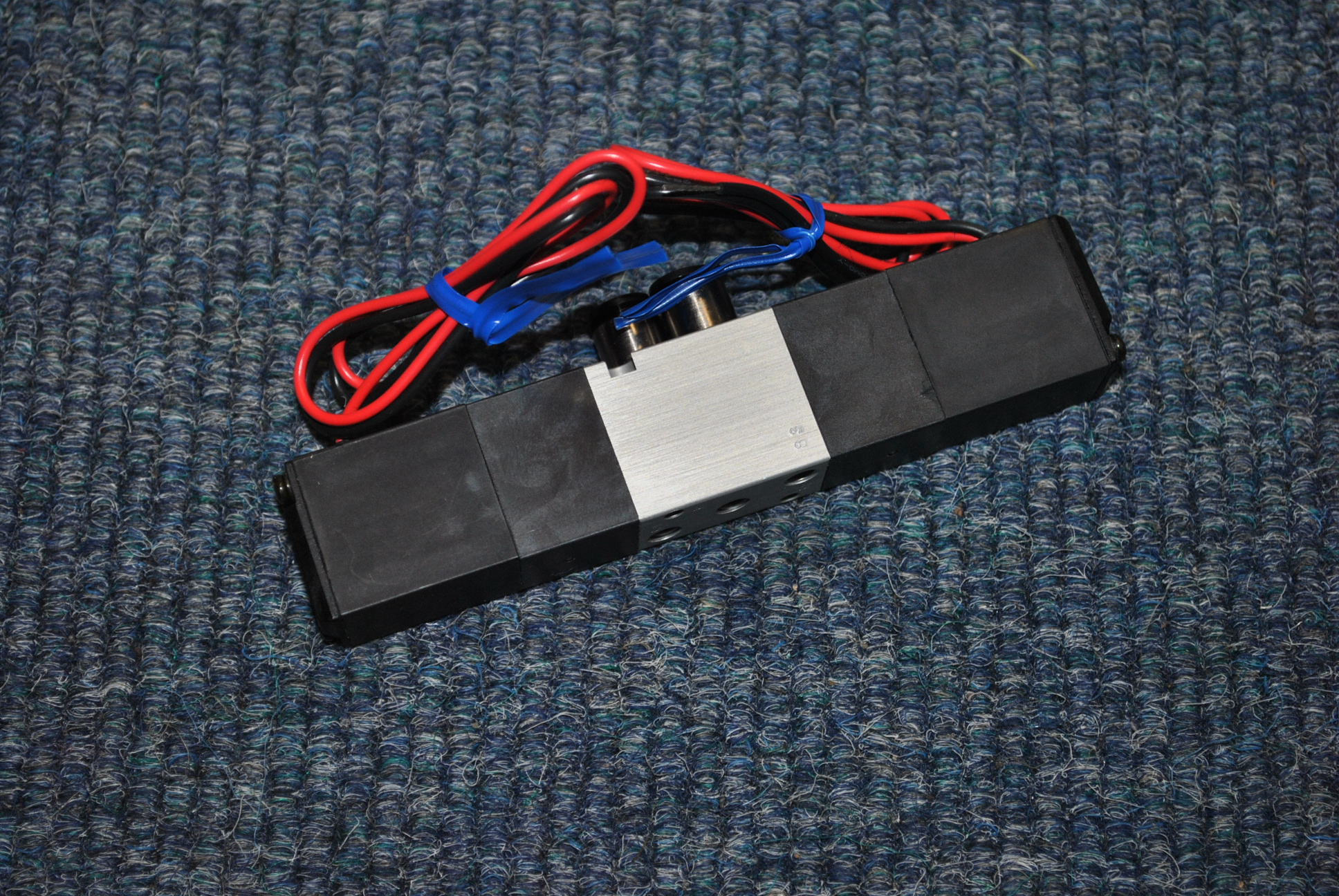 Used Koganei solenoid valve 110-4e2-j62