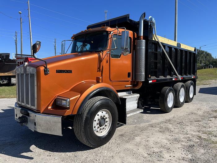 Used 2006 Kenworth T800 Tri-Axle Dump Truck #5608