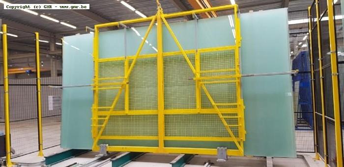 2015 GMI Glass Pack Lifter