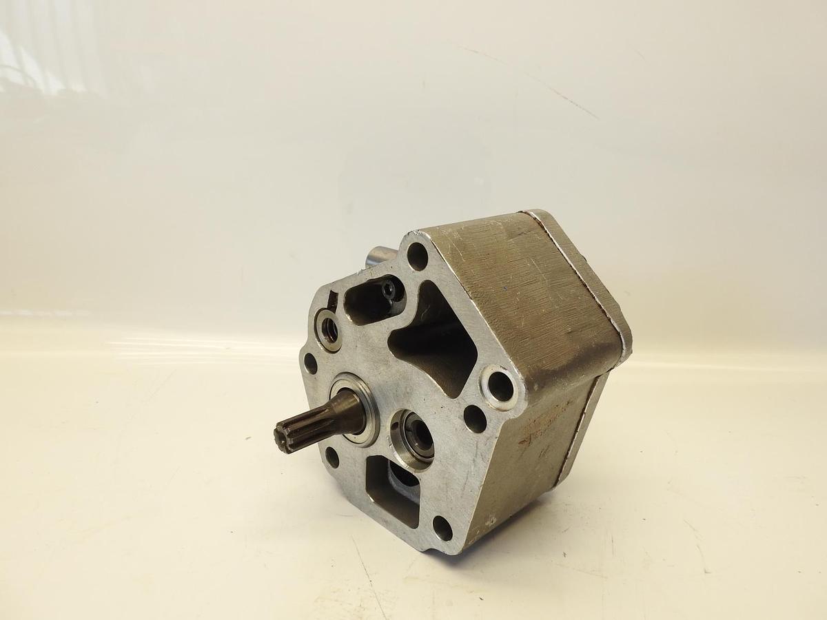 New Hybel 85699037002 Pump Motor