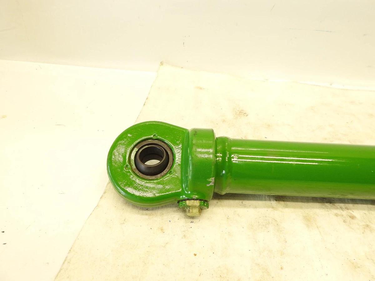 New Oem John Deere AHC21548 Hydraulic Cylinder, 40 x 28-301