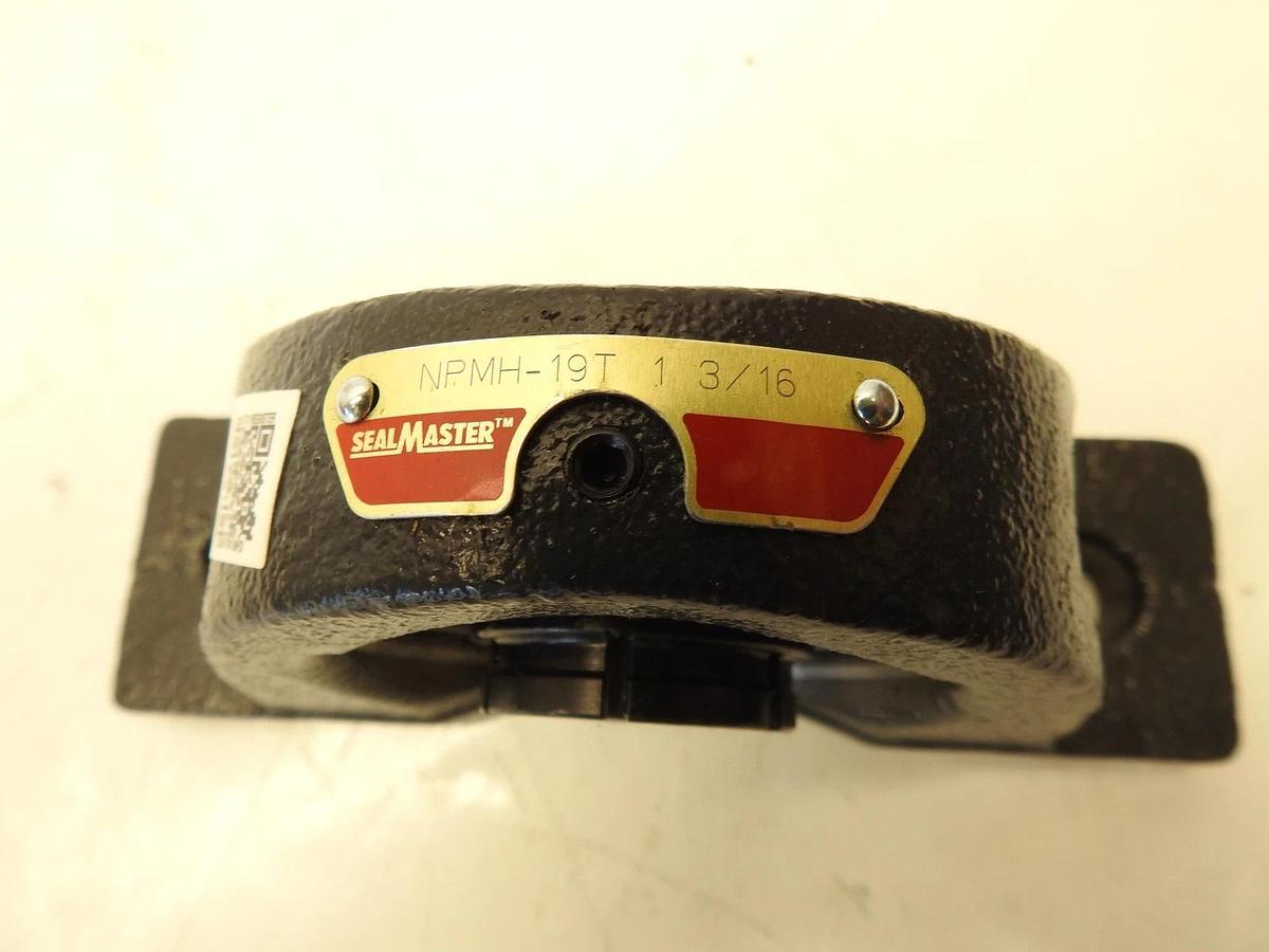 SealMaster NPMH-19T 1.1875'' Dia. Two Bolt Pillow Block Bearing, Contact Seal